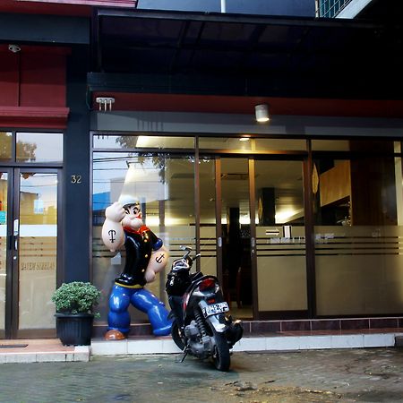 Reddoorz @ Palasari Bandung Bagian luar foto